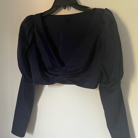 Revolve top - Picture 4 of 5